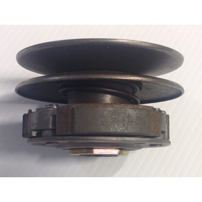 DRIVEN CLUTCH FOR CHIRONEX 50 cc  SCOOTER  ENGINE